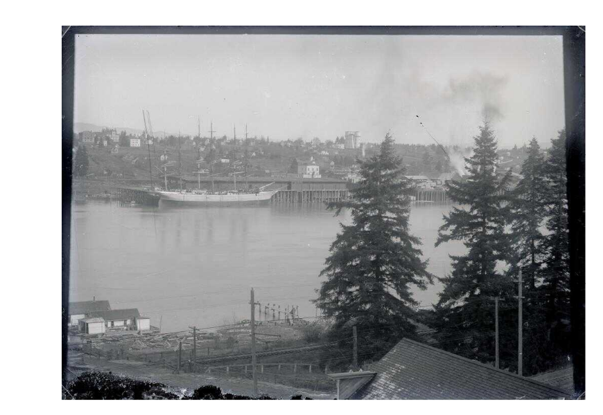 Looking across the Willamette River to St. Johns City Dock